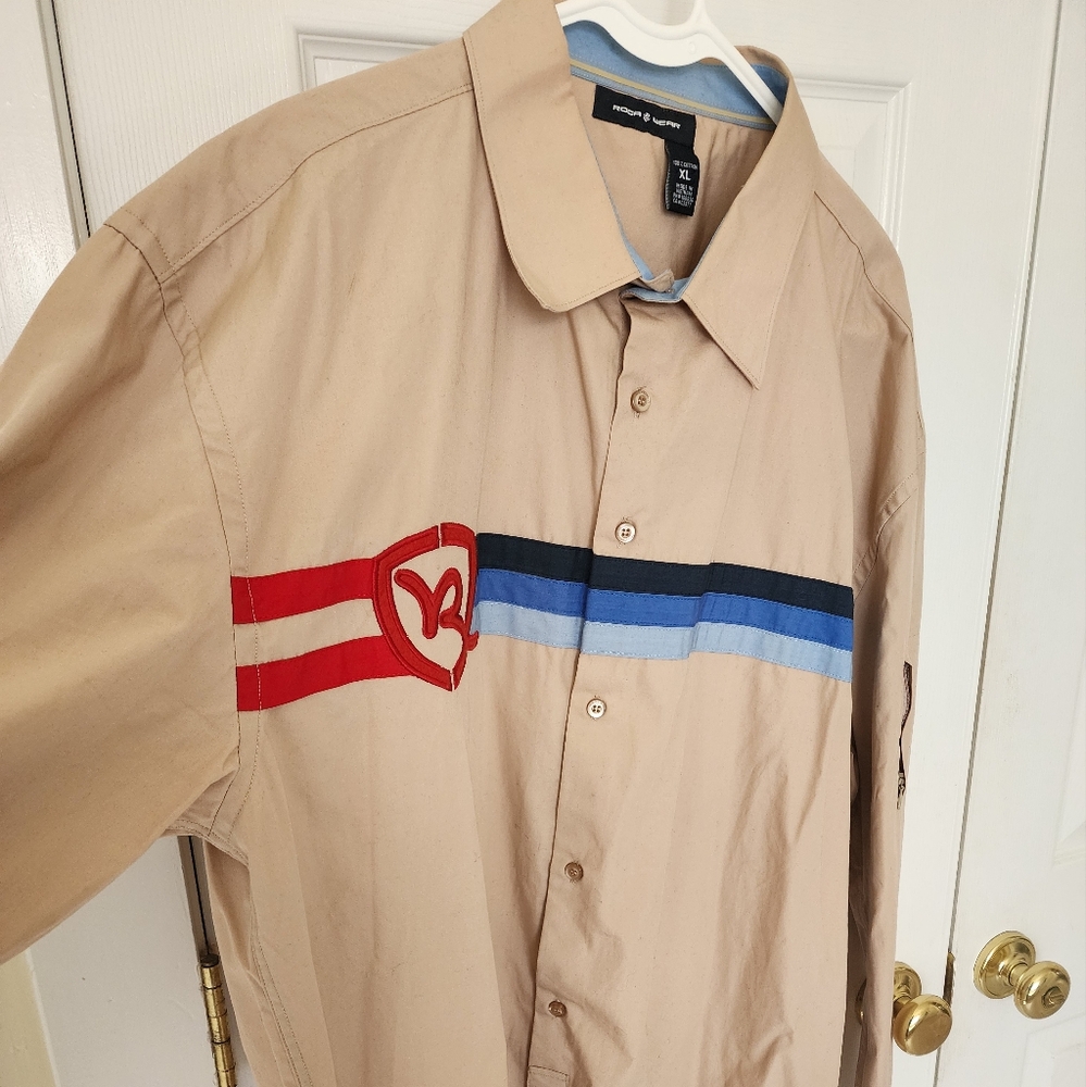 Rocawear Beige Button-Up Shirt with Stripes - Picture 2 of 9